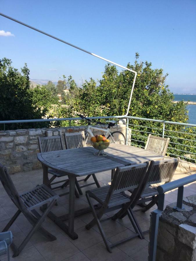 Seafront Apartment Ιι In Kiveri, Near Nafplion. المظهر الخارجي الصورة